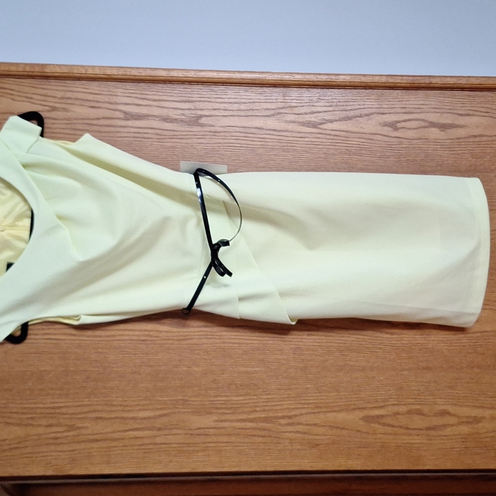 Chic Like Yellow Midi Dress with Black Belt